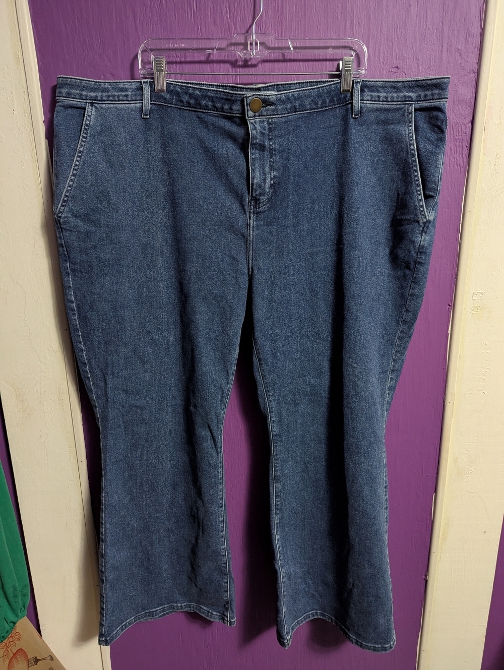 NWT Brooke Shields Timeless Medium Wash Flare Jeans Indigo 28 5X - Picture 3 of 5